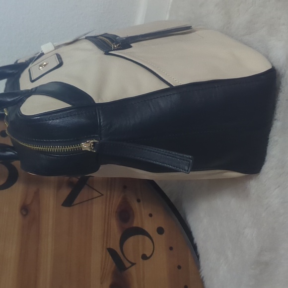 TUSK Two Tone Tote Bag ~ NWT - Picture 4 of 11